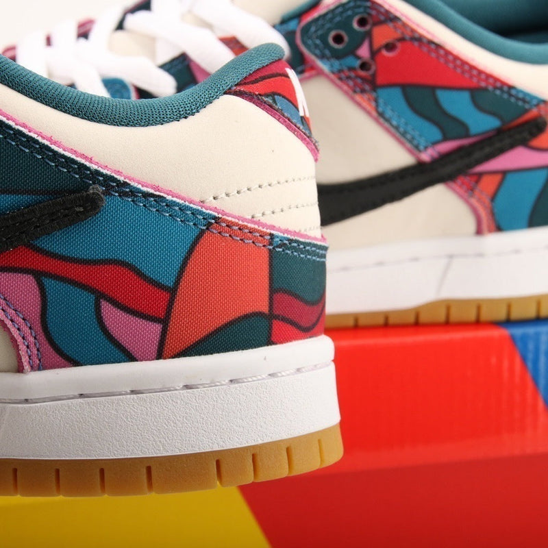 Nike SB Dunk Low Pro Arte Abstrata Parra