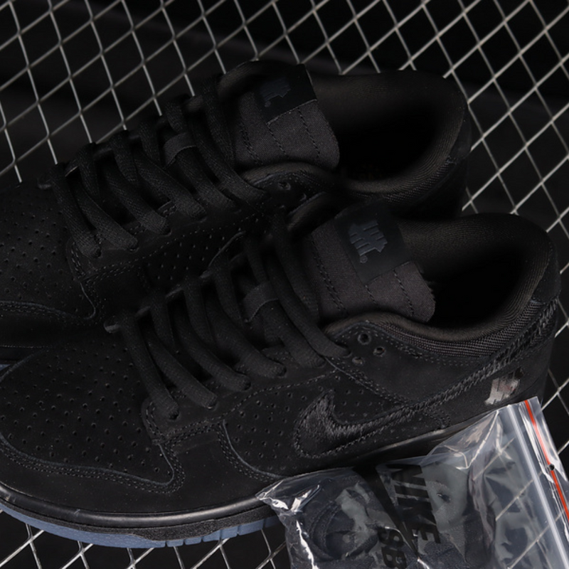 Nike Dunk Low SP Undefeated 5 On It Black