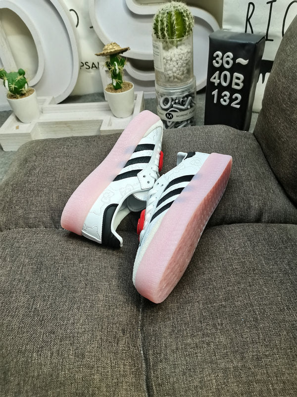 Adidas Samba Hello Kitty