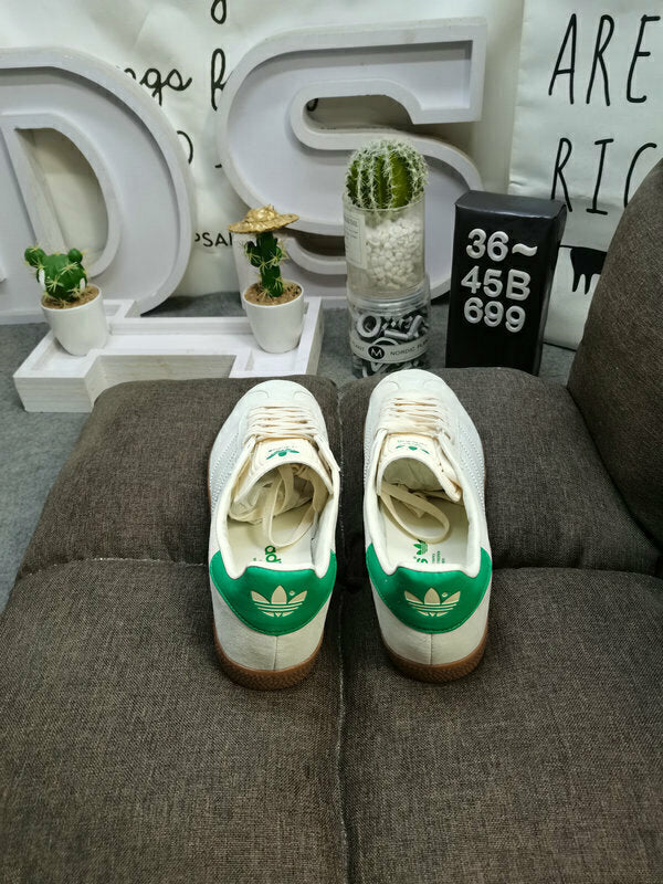 Adidas Gazelle wonder white green gum