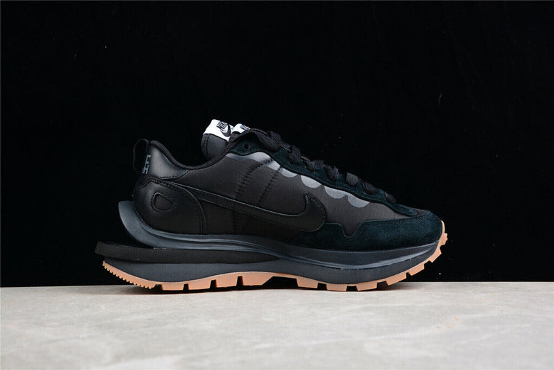 Nike Vaporwaffle sacai Black Gum DD1875-001