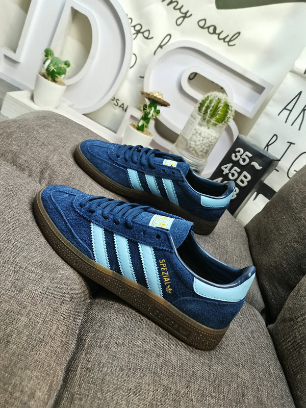 Adidas Handball Spezial Collegiate Navy Clear Sky gum