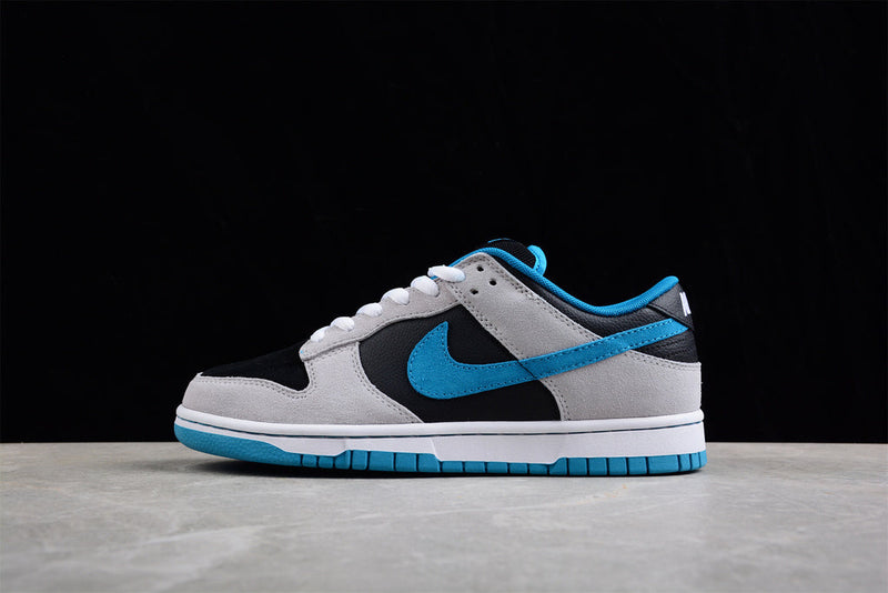 Nike SB Dunk Low Chrome Ball Incident 304292 012