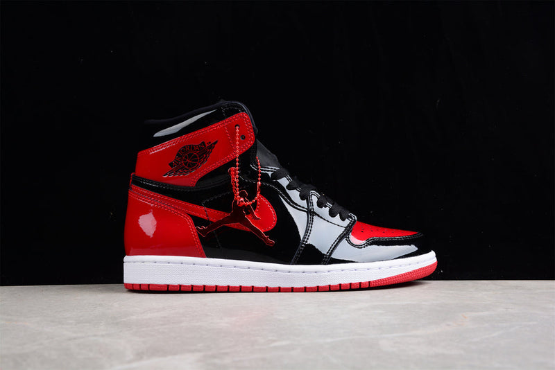 Jordan 1 Retro High OG Patent Bred 555088-063