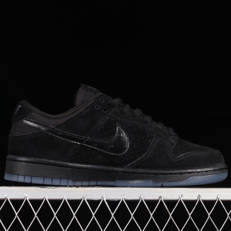 Nike Dunk Low SP Undefeated 5 On It Black