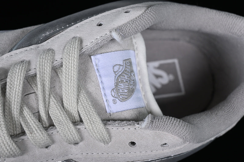 VANS CLASSICS KNU SKOOL WHITE/GREY/SILVER