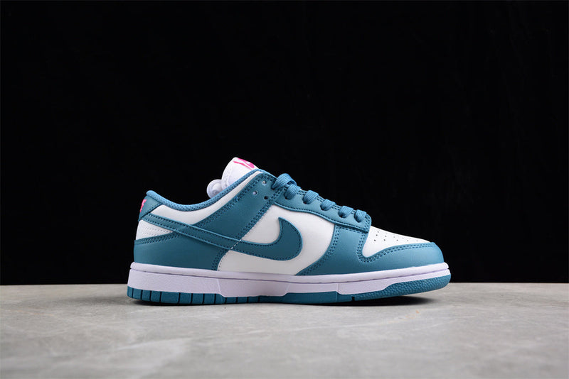 NIKE SB Dunk Low South Coast Lake Green