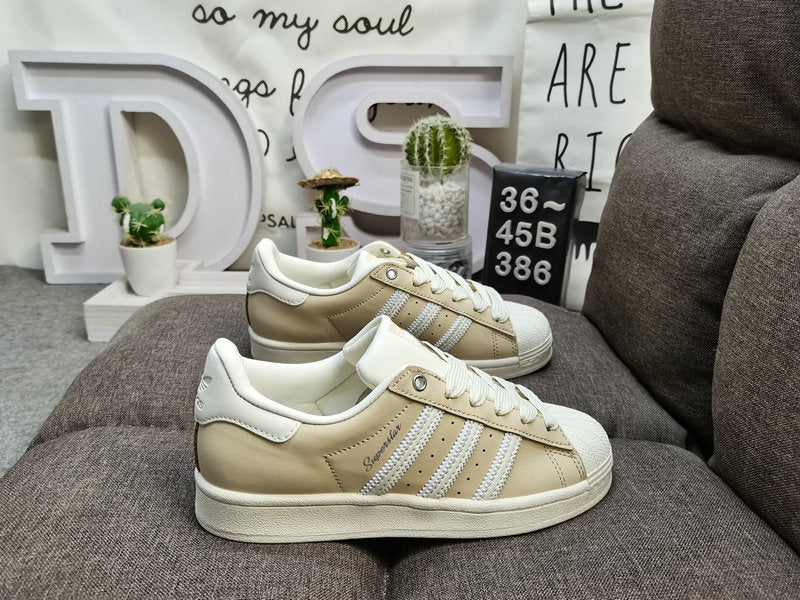 Adidas Superstar White Beige