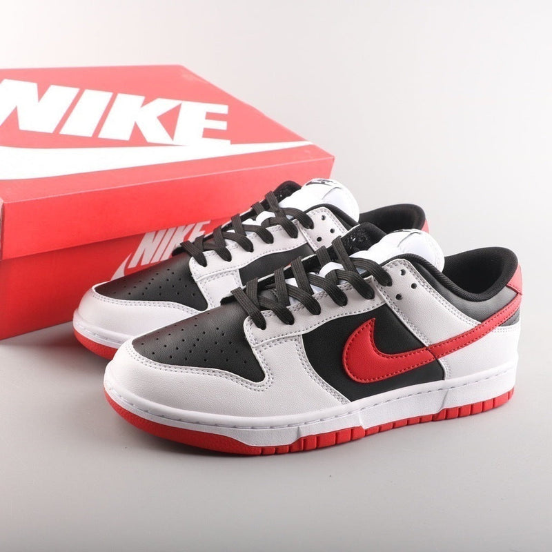 Nike SB Dunk Low Preto e Branco Red Hook