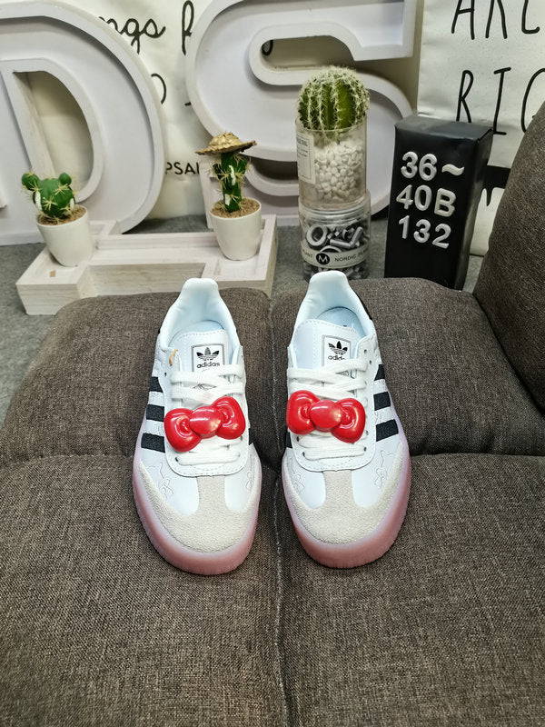 Adidas Samba Hello Kitty