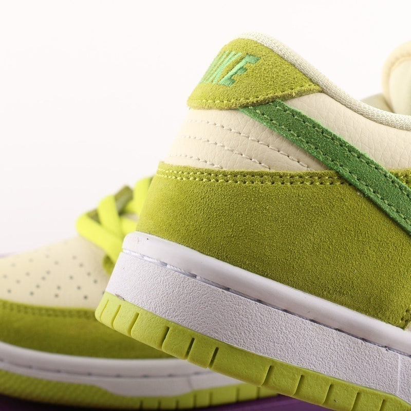 Nike SB Dunk Low Green Apple