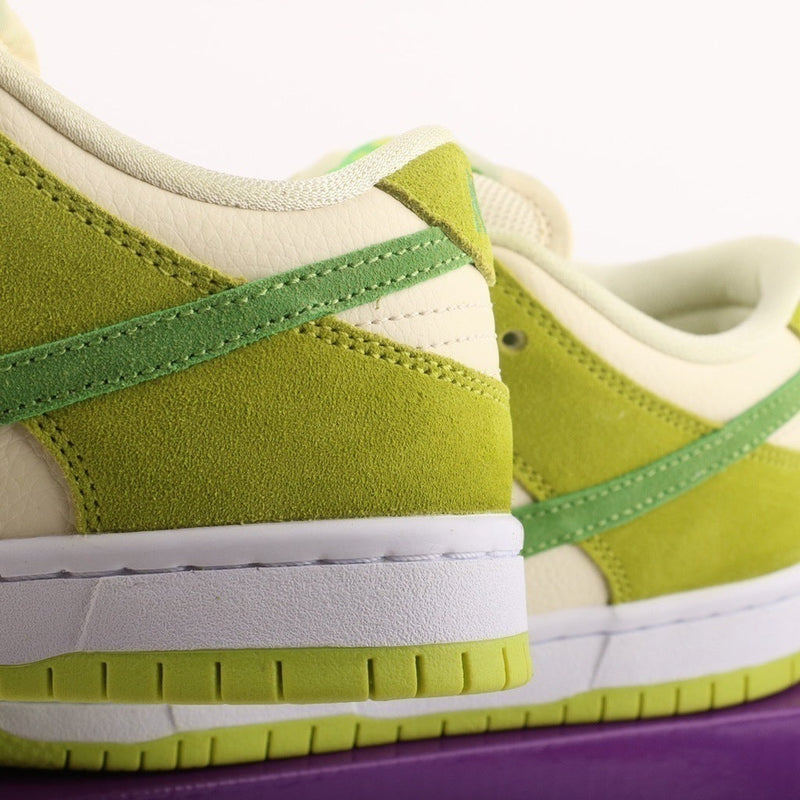 Nike SB Dunk Low Green Apple