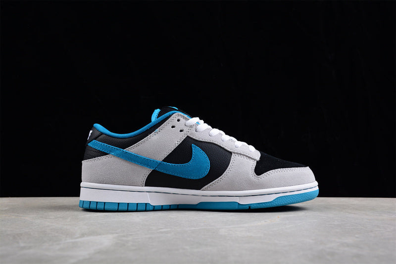 Nike SB Dunk Low Chrome Ball Incident 304292 012