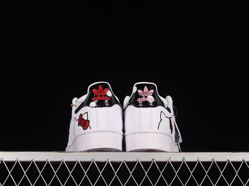 Adidas Superstar Hello Kitty