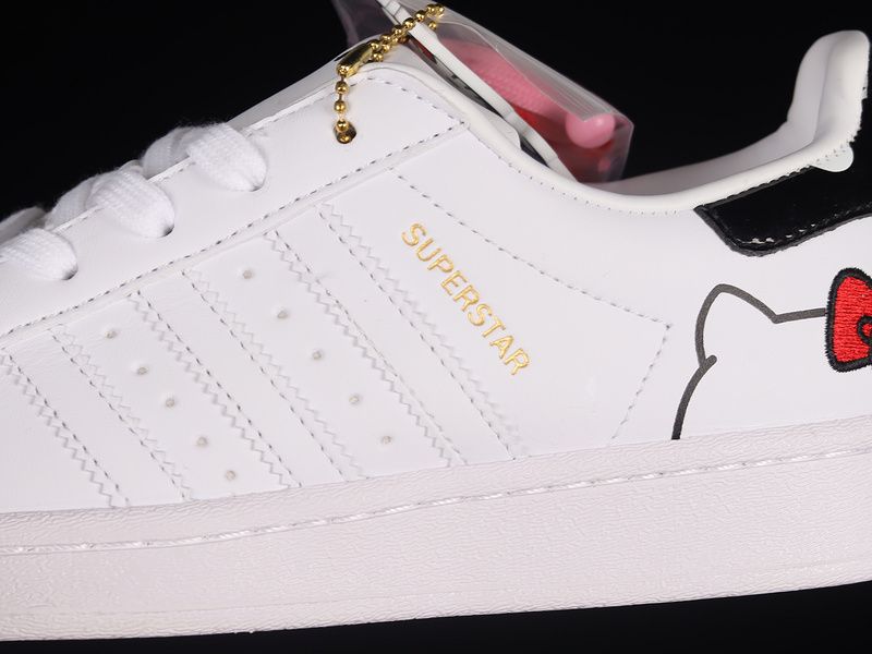 Adidas Superstar Hello Kitty