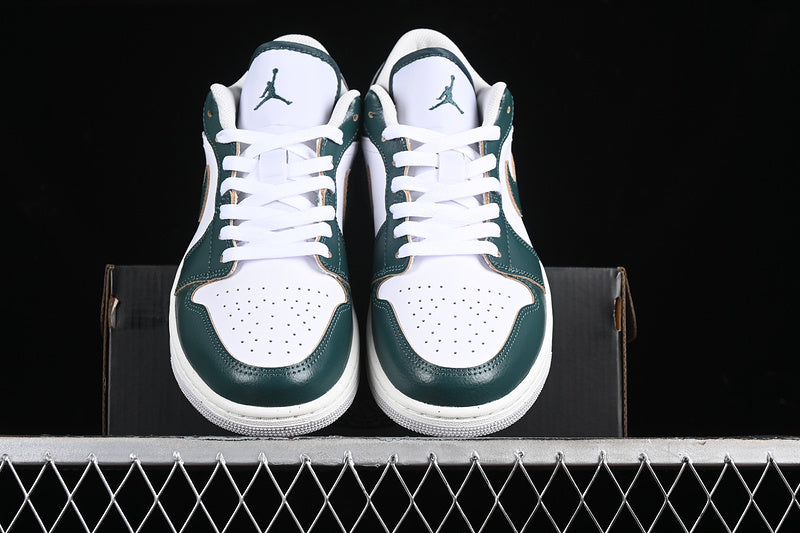 Jordan 1 Low SE Oxidized Green