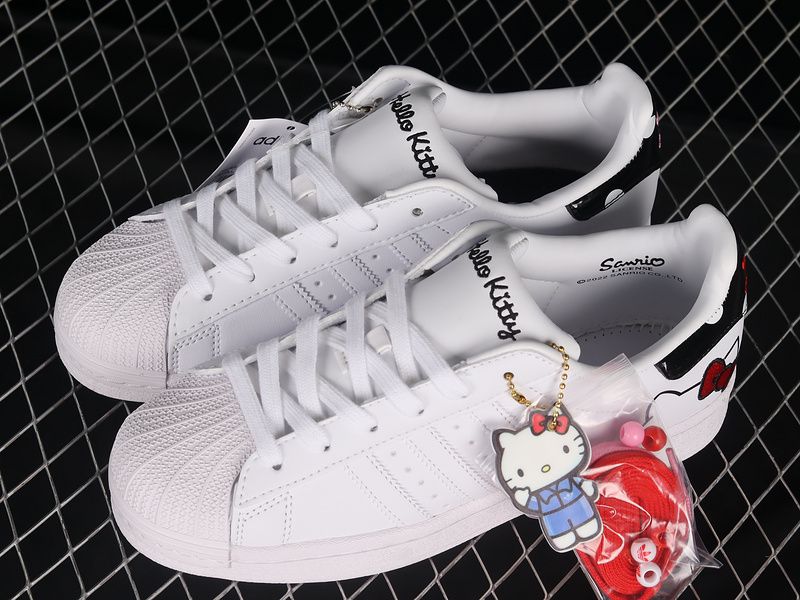 Adidas Superstar Hello Kitty