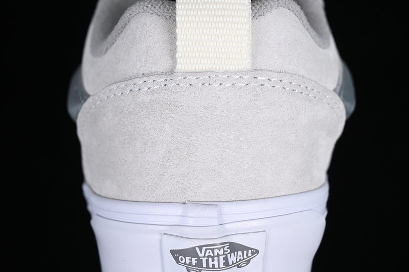 VANS CLASSICS KNU SKOOL WHITE/GREY/SILVER