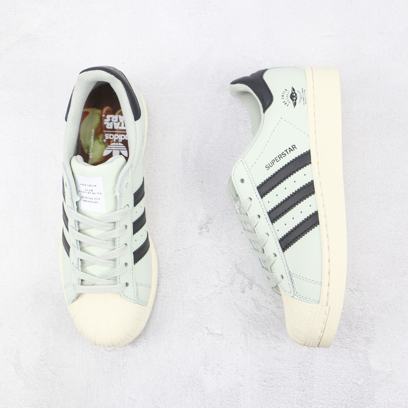 Adidas Star Wars Superstar The Child Verde