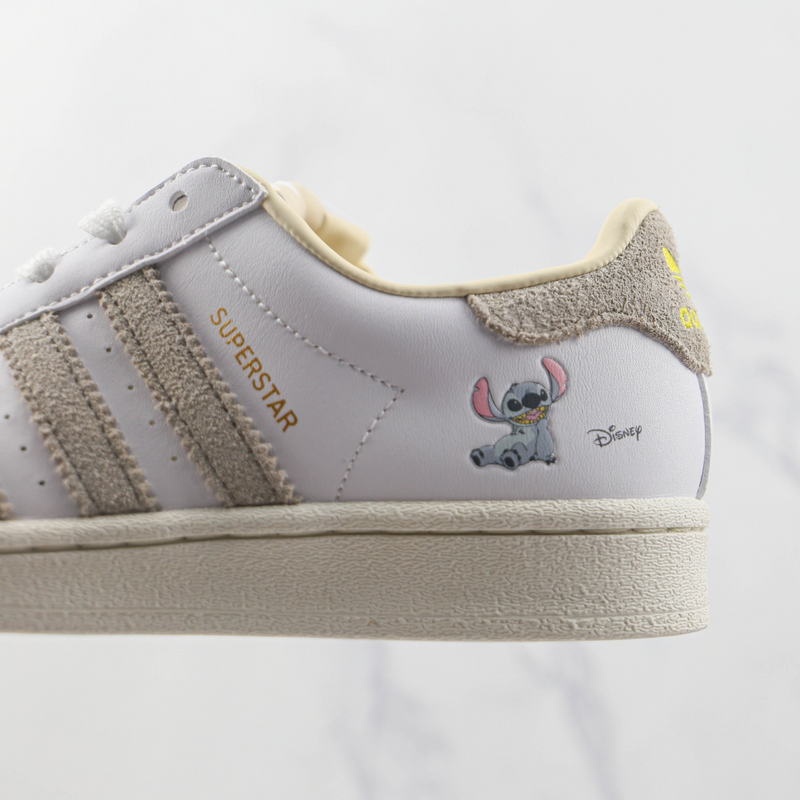 Adidas Superstar Disneyland