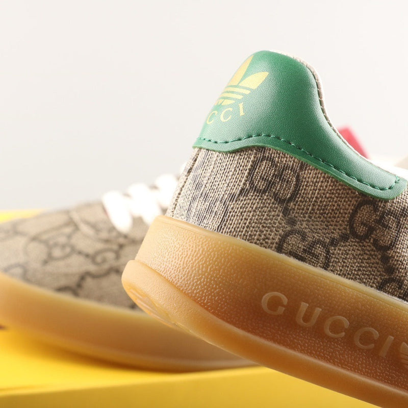 Adidas x Gucci Gazelle Green GG Supreme Canvas 715222 FAAR3 9751