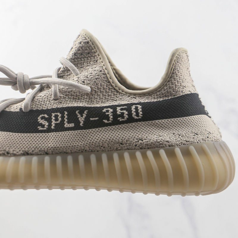 Adidas Yeezy Boost 350 V2 HP7870