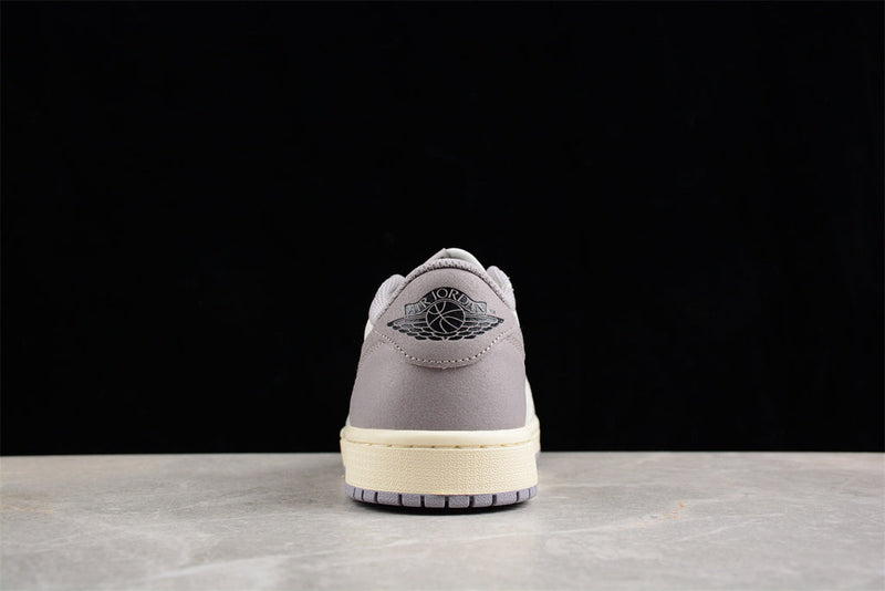 Air Jordan 1 Retro Low OG Atmosphere Grey