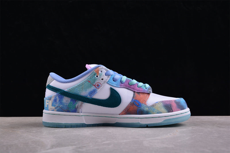 Nike SB Dunk Low Futura Laboratories Bleached Aqua