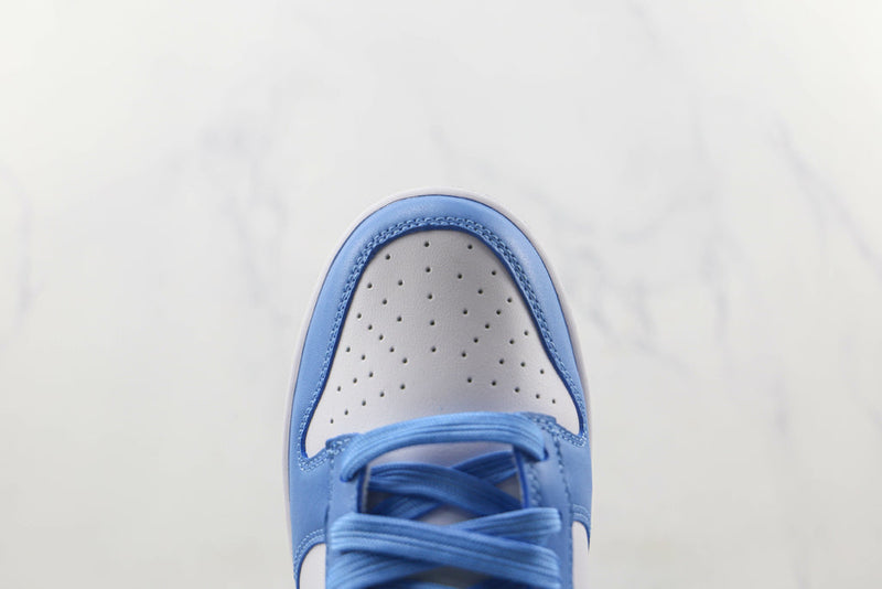 Nike Dunk Low Branco e Azul