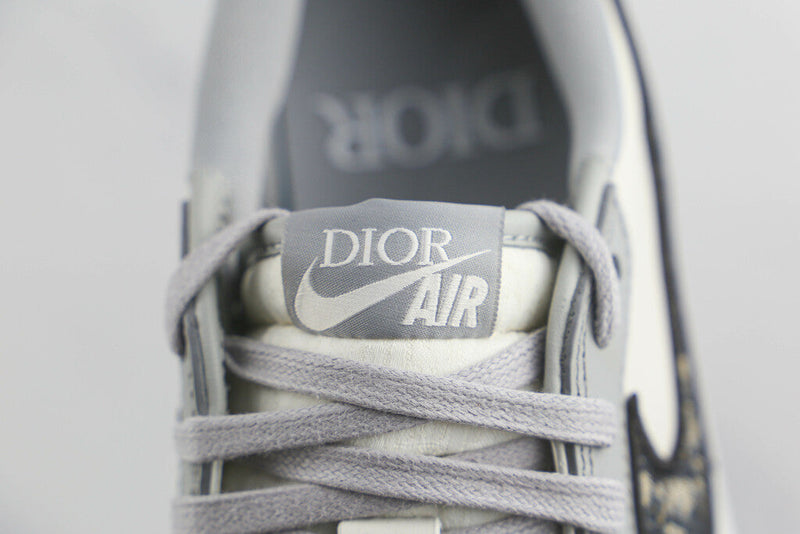 DIOR X AIR JORDAN 1 LOW