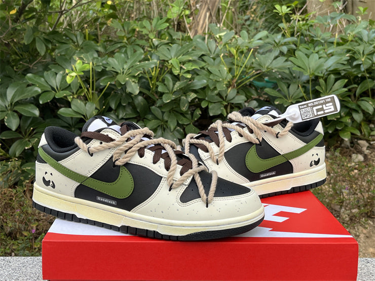 NIKE DUNK SB LOW PANDA Branco Preto e Verde