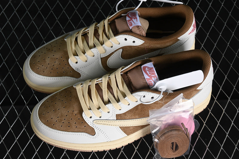 TRAVIS SCOTT X AIR JORDAN 1 LOW OG SAIL/SHY PINK/MUSLIN