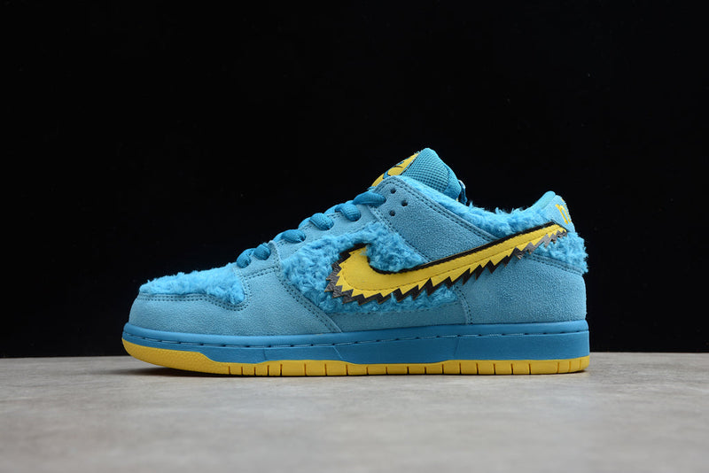 Nike SB Dunk Low Grateful Dead Bears Blue CJ5378 400