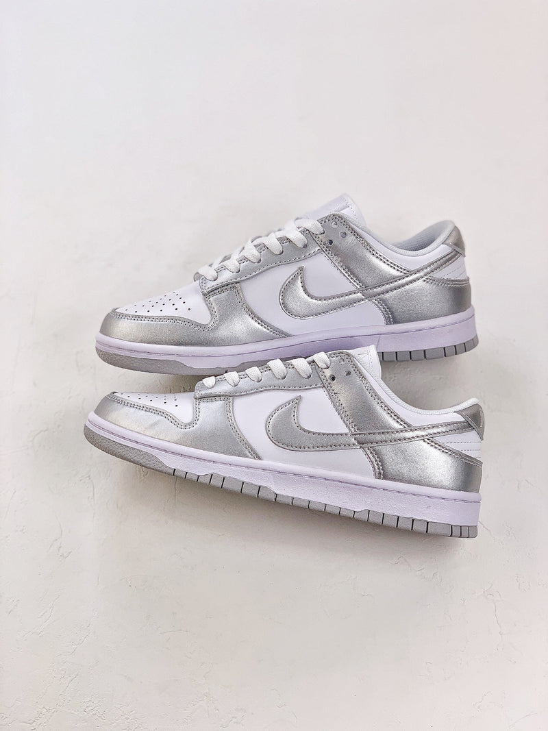 Nike Dunk Low Metallic Silver