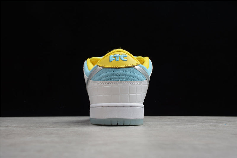 Nike SB Dunk Low Pro FTC Lagoon Pulse DH7687-400