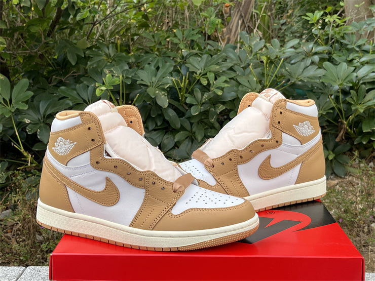 Air Jordan 1 High OG  Praline