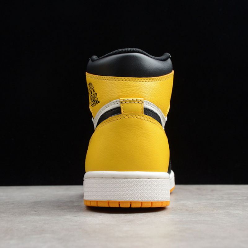 JORDAN 1 RETRO HIGH OG YELLOW TOE YELLOW AR1020-700