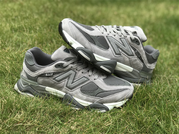 New Balance Cinza U9060YF1