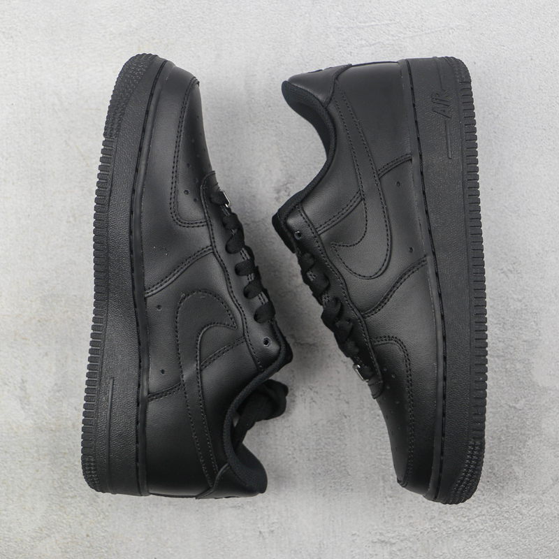 Nike Air Force 1 Black