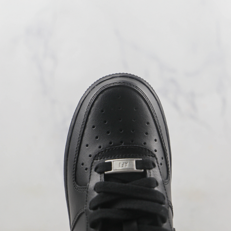 Nike Air Force 1 Black