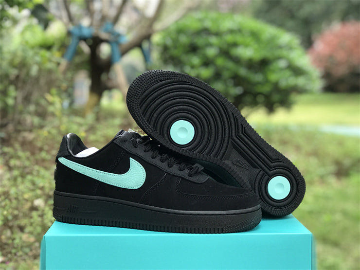 Nike Air Force 1 Low Tiffany & Co. 1837 DZ1382-001