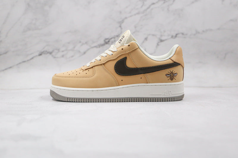 Nike Air Force 1 Low Manchester Bee