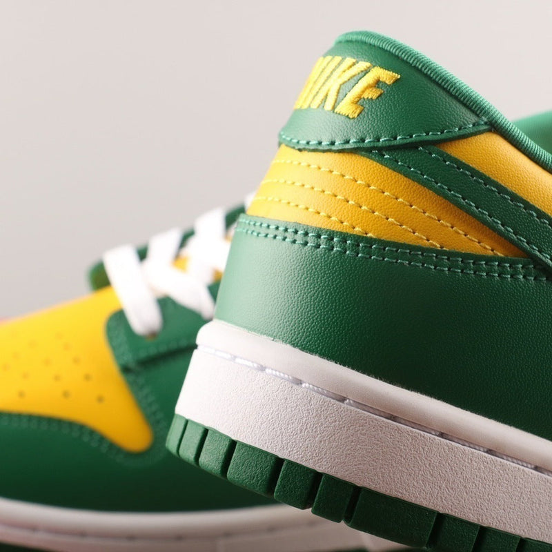 NIKE SB DUNK LOW SP BRASIL