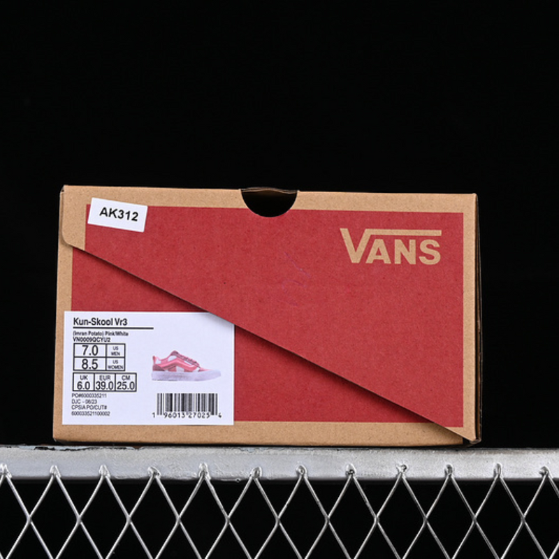 VANS KNU SKOOL 2023 WHITE/PINK VN0009QCYU2