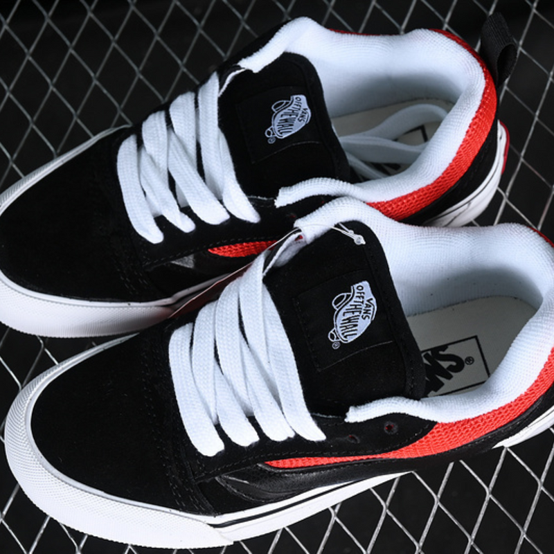 VANS KNU SKOOL VR3 LX WHITE/BLACK/RED VN0009QCOUR