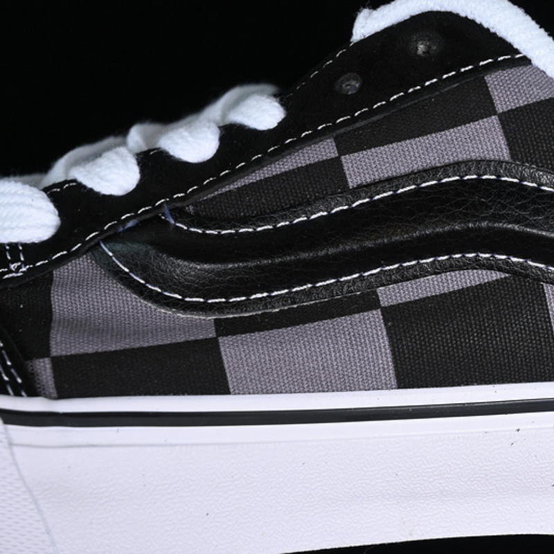 VANS KNU SKOOL WHITE/BLACK/GREY VN0009QCCJJ