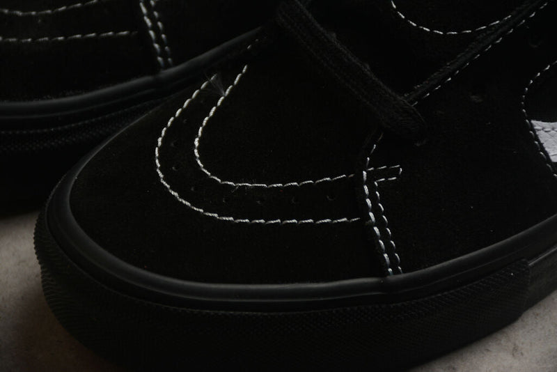 Vans Sk8-Low Black White Contrast Stitch