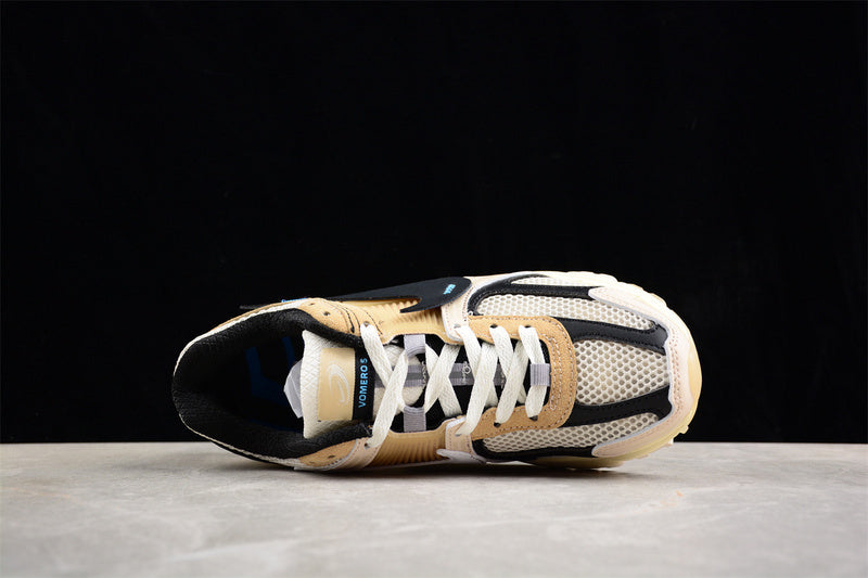 Nike ZOOM VOMERO 5 SP WHITE/BLACK/YELLOW/BROWN FN7649-419